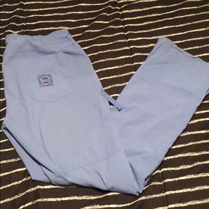 Koi Lite Scrub Set